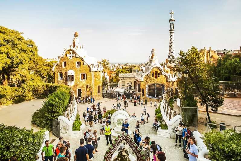Imagen del tour: Barcelona: Entrada al Park Güell