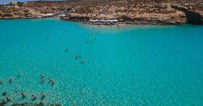 Imagen del tour: Malta: Comino, Laguna Azul y Crucero en Barco por las Cuevas