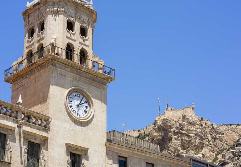 Imagen del tour: Alicante: visita destacada con cata y visita a bodega