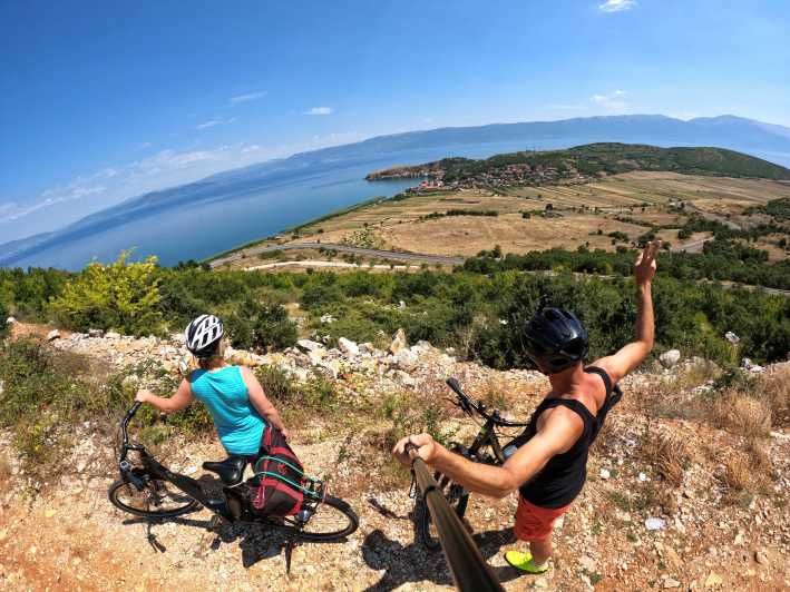 Imagen del tour: Bicicleta eléctrica al otro lado de la frontera, desde Ohrid.