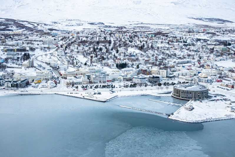 Imagen del tour: Aeropuerto de Akureyri (AEY): Traslado a/desde la ciudad de Akureyri