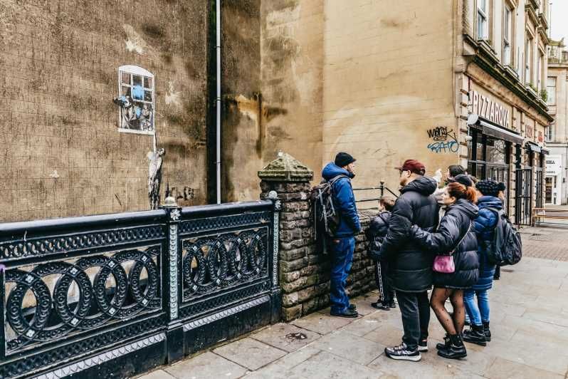 Imagen del tour: Bristol: Visita guiada a pie de Barbanegra a Banksy