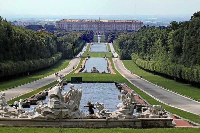 Imagen del tour: De Nápoles al Palacio Real y Centro Histórico de Caserta