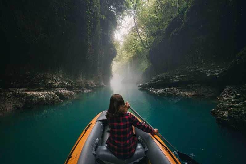 Imagen del tour: Desde Batumi Excursión al Cañón Martvili y la Cueva de Prometeo