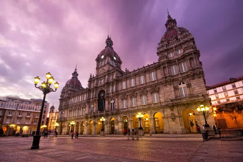 Imagen del tour: A Coruña: Tour a pie imprescindible por los lugares emblemáticos de la ciudad