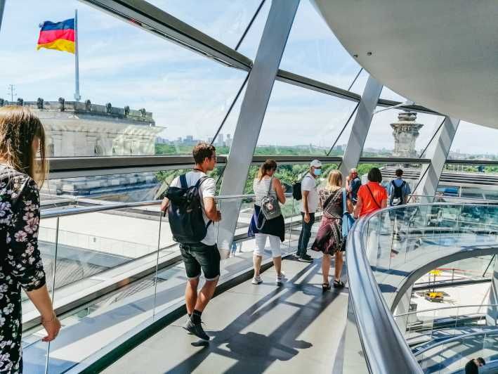 Imagen del tour: Berlín: tour por el distrito gubernamental y visita a la cúpula del Reichstag