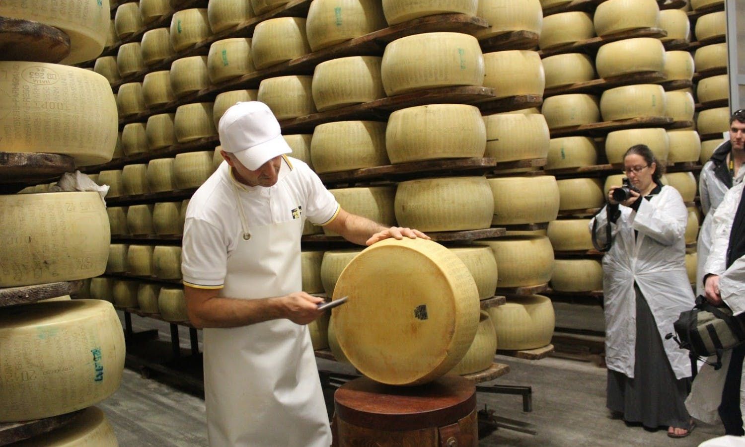 Imagen del tour: Excursión de degustación de queso Parmigiano Reggiano en Parma