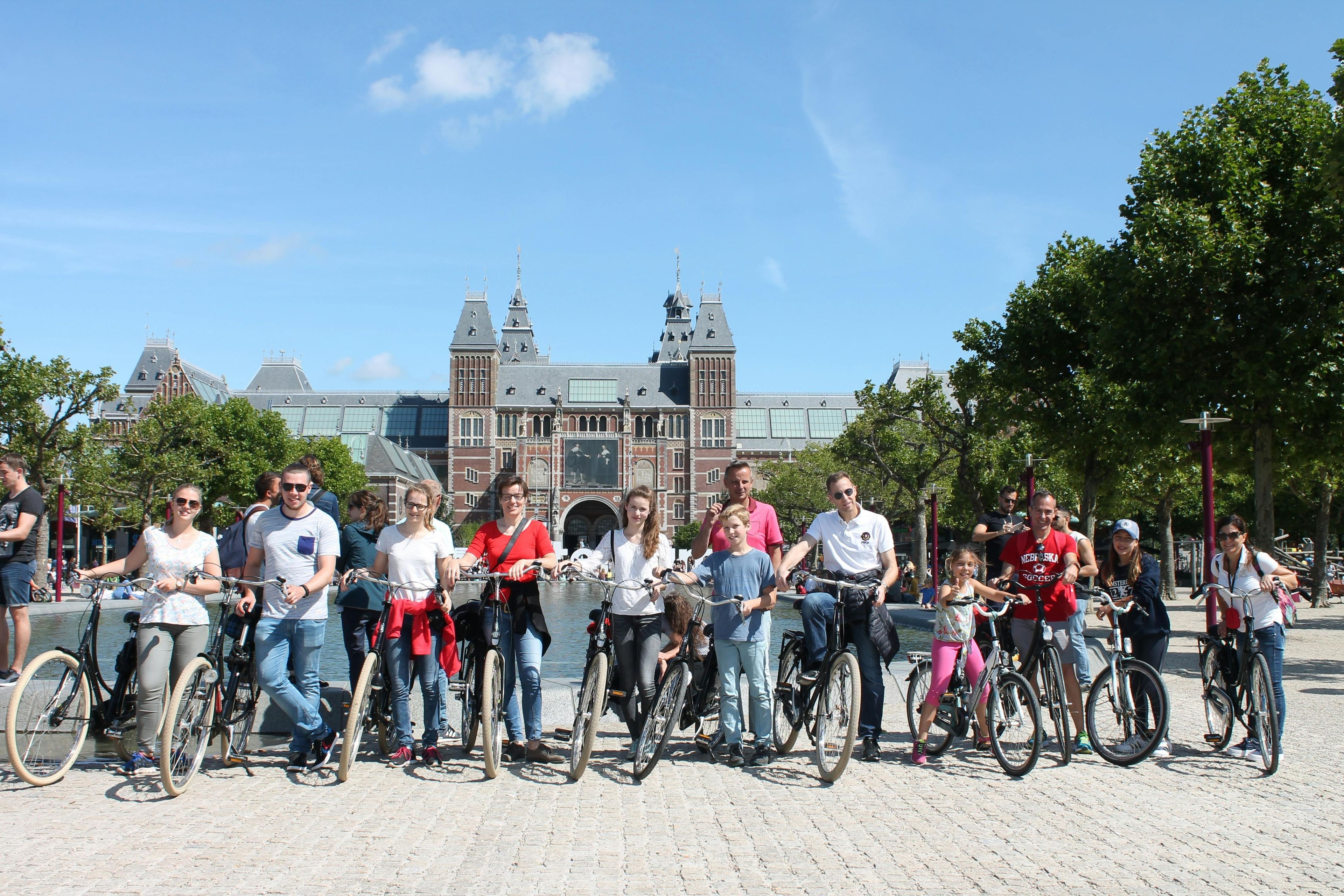 Imagen del tour: Tour histórico en bicicleta por Ámsterdam