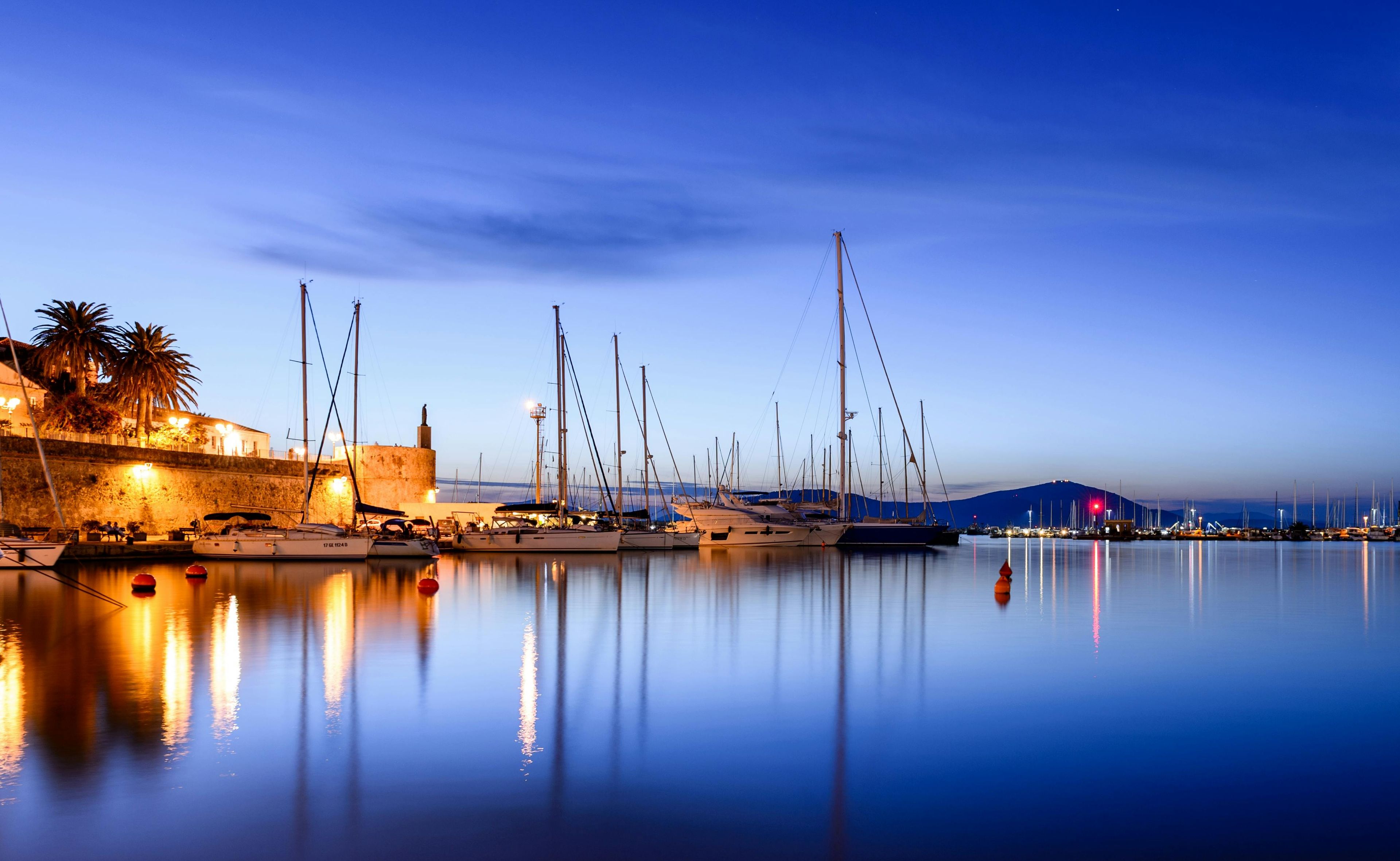 Imagen del tour: Paseo privado a pie por Alghero con un guía local.