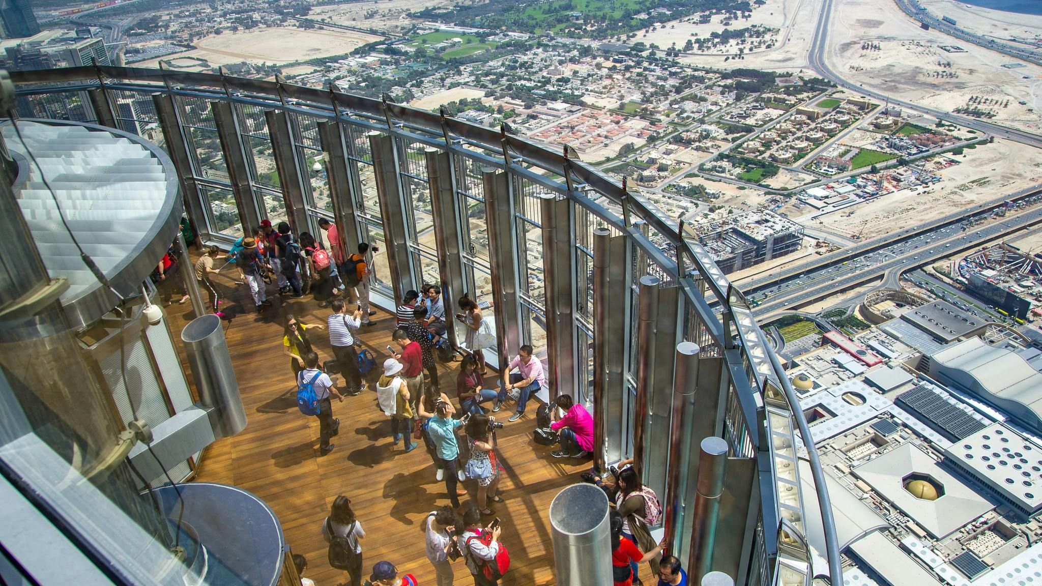 Imagen del tour: Entradas para el mirador At The Top del Burj Khalifa con merienda en Al Bayt