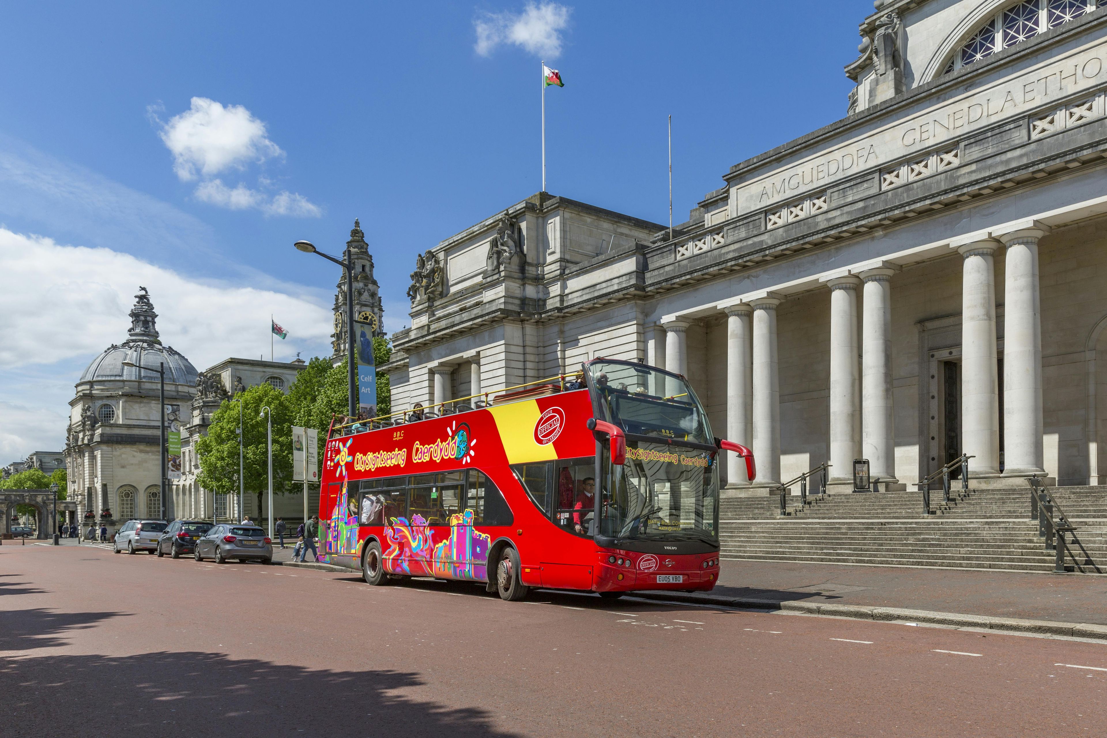Imagen del tour: Recorrido en autobús con paradas libres City Sightseeing por Cardiff