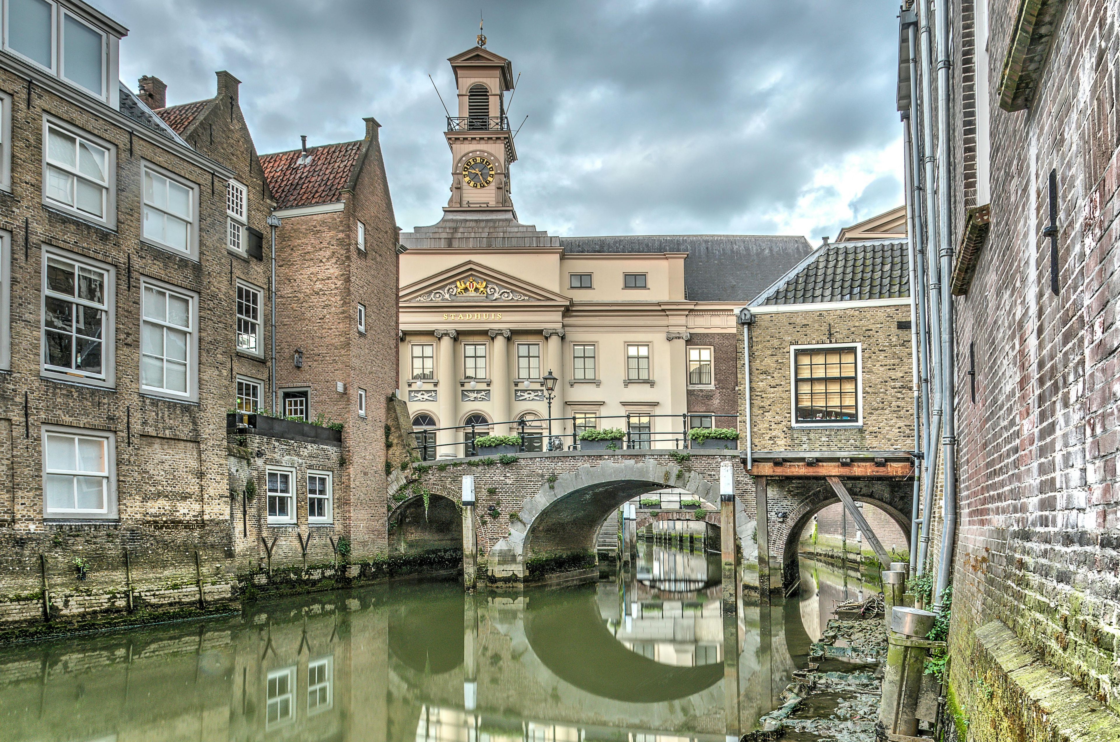Imagen del tour: Visita autoguiada con juego interactivo de la ciudad de Dordrecht