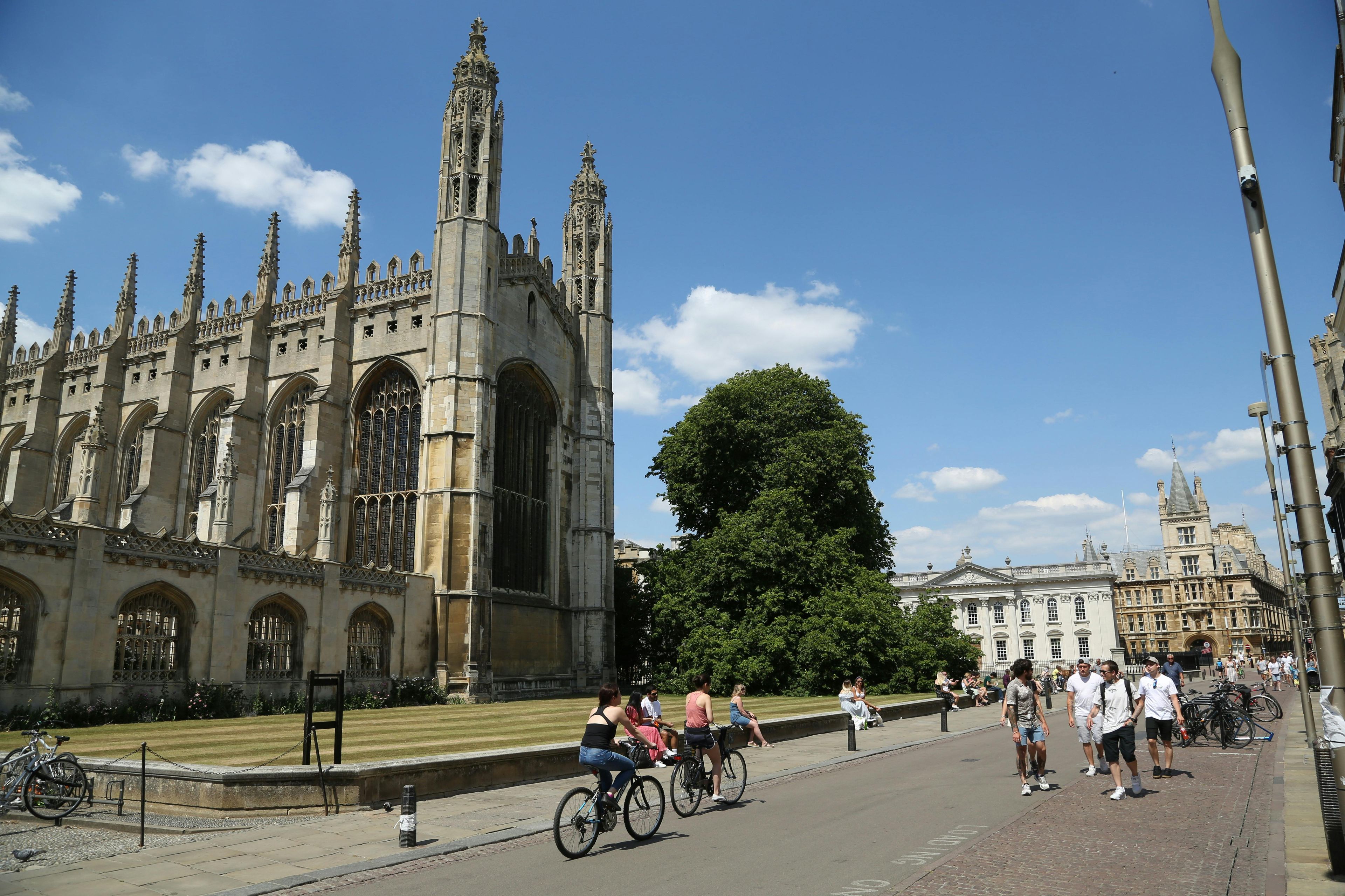 Imagen del tour: Recorrido virtual a pie y en batea por Cambridge