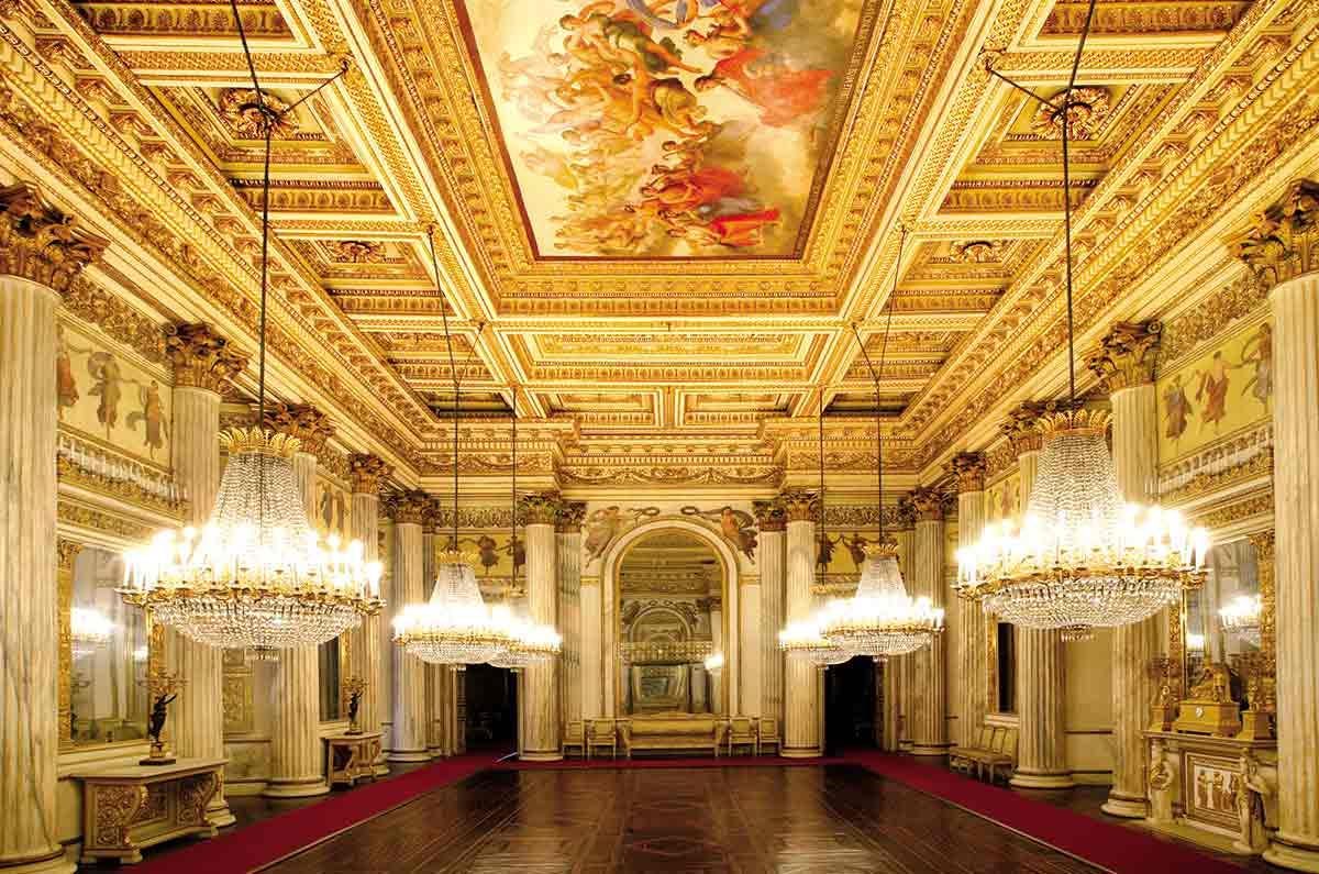 Imagen del tour: Visita guiada al palacio real con entrada sin colas
