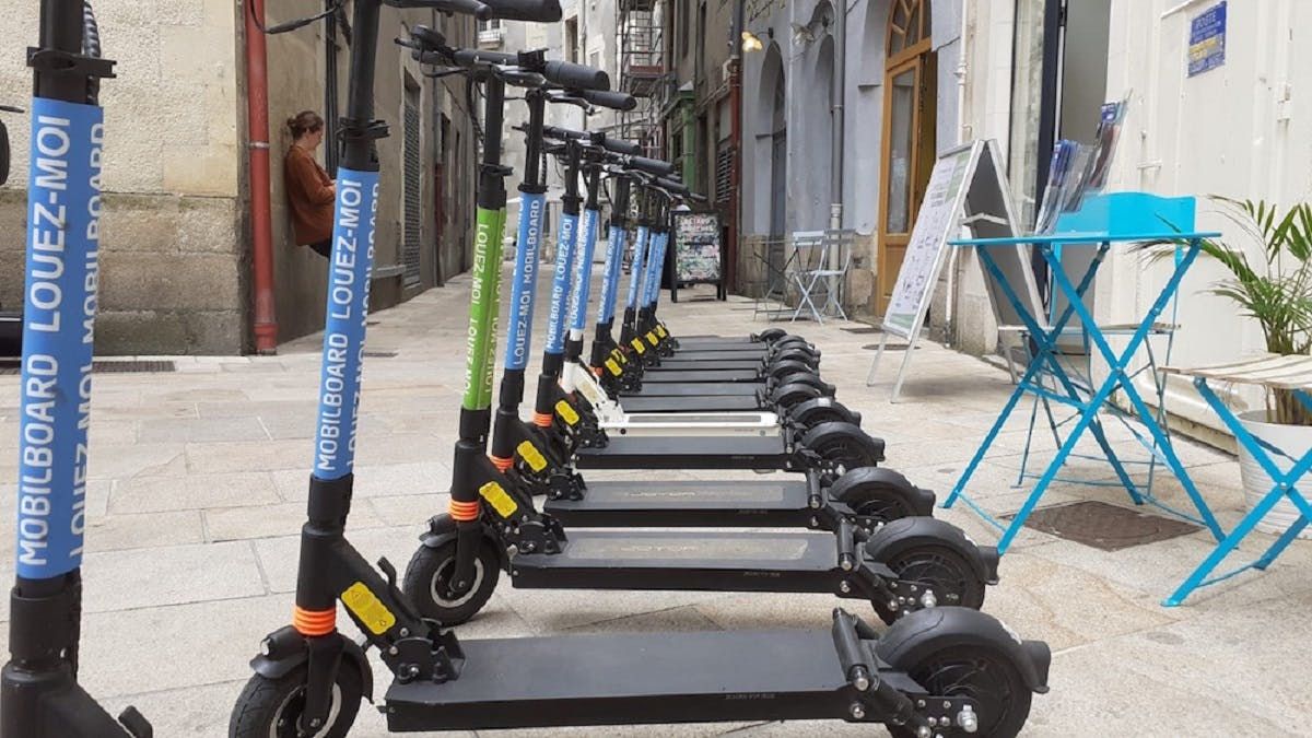 Imagen del tour: Alquiler de scooter eléctrico en Nantes durante 1 día, 7 días o 1 mes