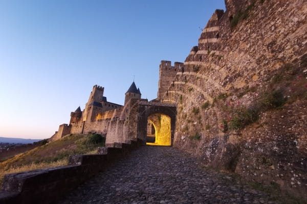 Imagen del tour: Tour privado de la ciudadela de Carcassonne por la noche.