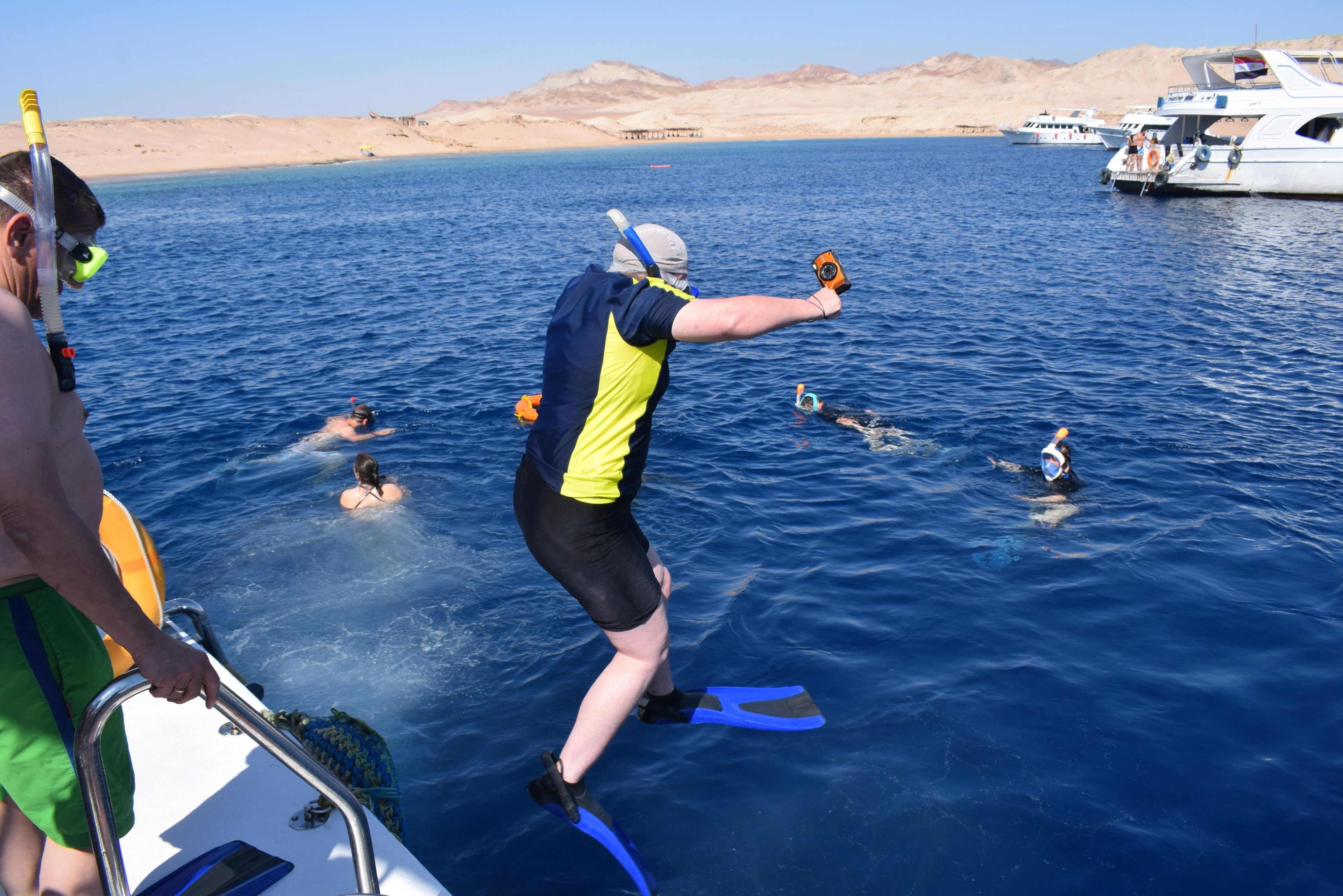 Imagen del tour: Excursión en barco de esnórquel de medio día en Sharm El Sheikh con almuerzo y bebidas