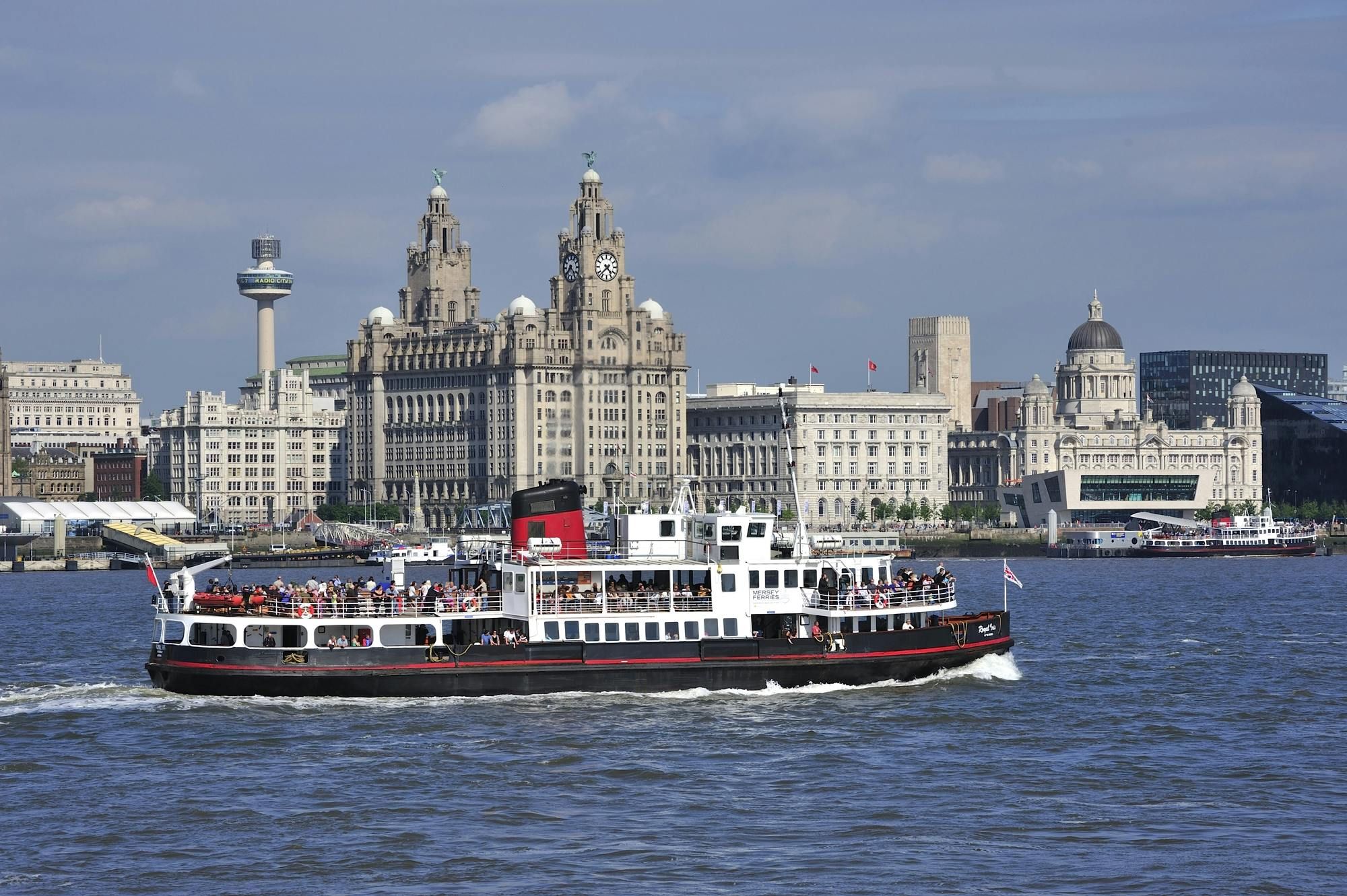 Imagen del tour: Mersey River explorer cruise Liverpool