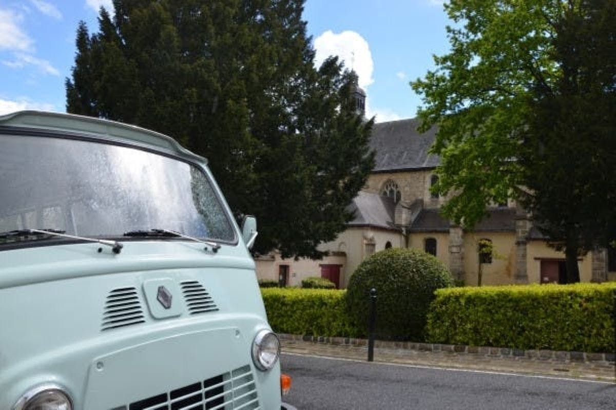 Imagen del tour: Excursión privada de un día a Champagne en una furgoneta antigua desde Epernay