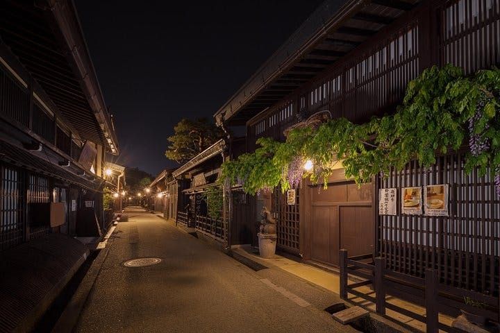 Imagen del tour: Visita guiada nocturna de Takayama