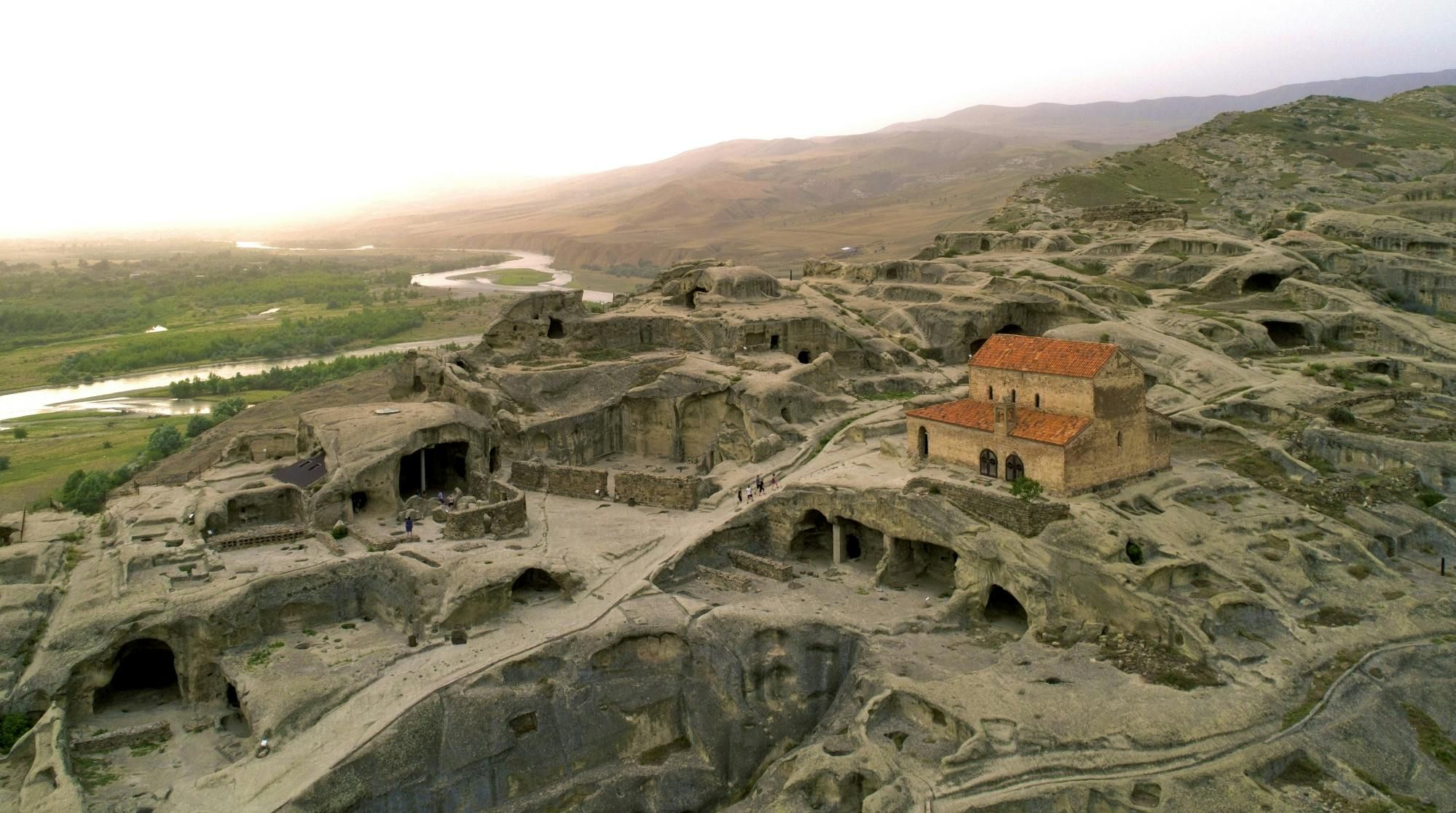 Imagen del tour: Ciudad de las cuevas de Uplistsikhe, monasterio de Jvari y más tour de un día completo desde Tbilisi