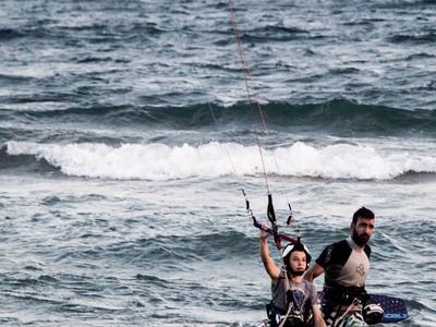 Imagen del tour: Cursos de kitesurf en Larnaca
