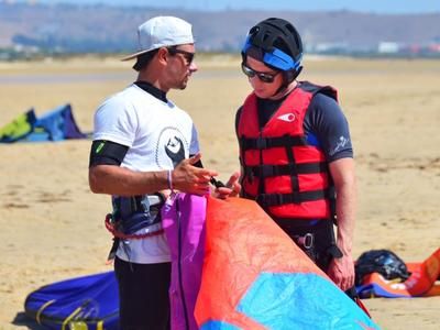 Imagen del tour: Clases de kitesurf en grupo en Tarifa, España
