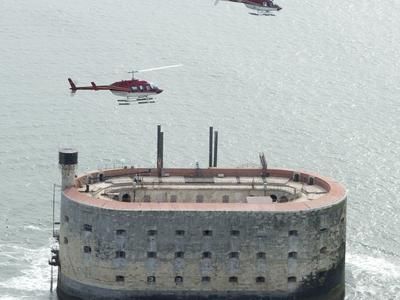 Imagen del tour: Paseo en helicóptero sobre Fort Boyard, La Rochelle
