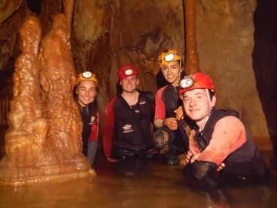 Imagen del tour: Espeleología en la Cueva Excéntrica de Igualeja, cerca de Marbella