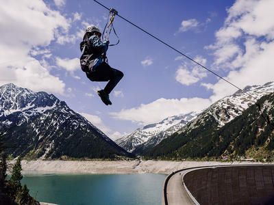 Imagen del tour: Tirolina del Zorro Volador a lo largo de la presa de Schlegeis