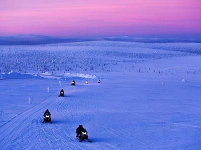 Imagen del tour: Experiencia de pesca en hielo y en moto de nieve en Rovaniemi