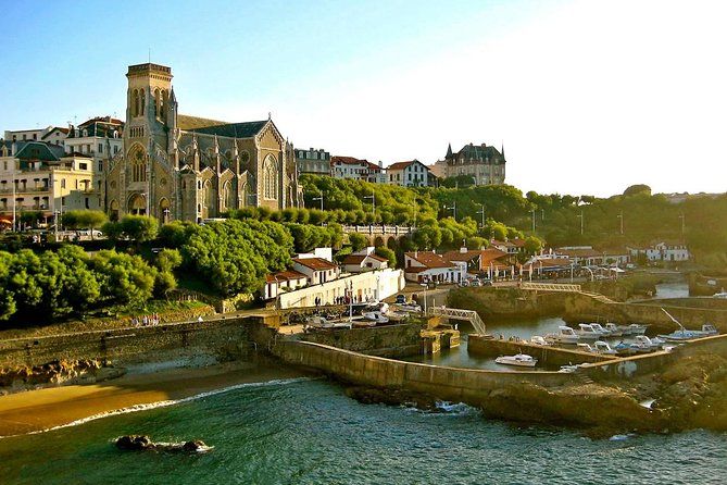 Imagen del tour: Recorrido histórico a pie de Biarritz
