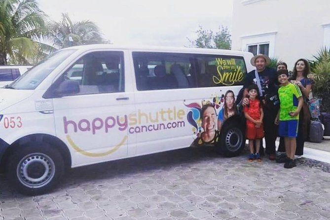 Imagen del tour: Transporte privado de ida y vuelta desde el aeropuerto de Cancún a Playa del Carmen
