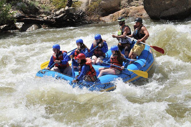 Imagen del tour: Medio día por el río Arkansas: rafting en Browns Canyon