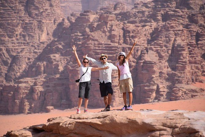 Imagen del tour: Excursión privada de 2 días a Petra, Wadi Rum y el mar Muerto desde Ammán