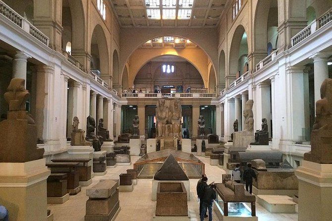 Imagen del tour: Excursión de un día al Cairo: Museo Egipcio, la ciudadela y el bazar Khan el Khalil y almuerzo en una isla del Nilo