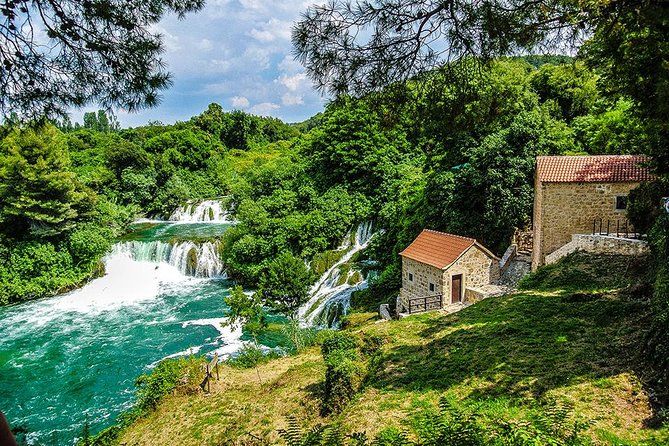 Imagen del tour: Parque Nacional Krka - Excursión de un día desde Makarska Riviera (entrada incluida)