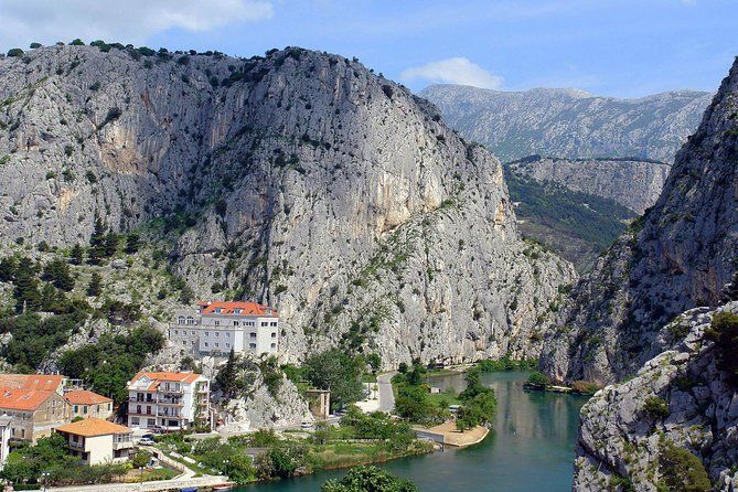 Imagen del tour: Omis y Cetina - Excursión de un día desde Makarska Riviera (almuerzo incluido)