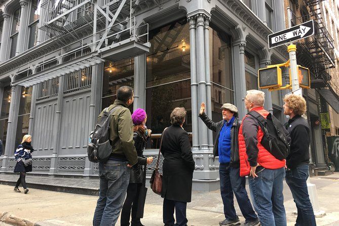 Imagen del tour: Tour privado de la arquitectura impresionante de Nueva York a pie y en metro