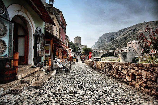 Imagen del tour: Tour privado a pie por Mostar: donde Oriente se encuentra con Occidente
