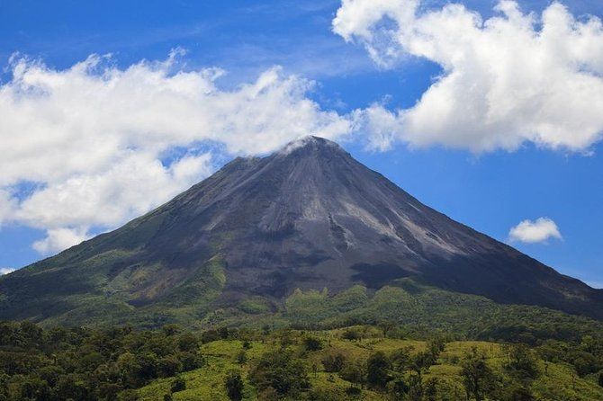 Imagen del tour: 9 días por lo mejor del noroeste de Costa Rica desde San José: Parque Nacional del Volcán Arenal, Reserva Monteverde y Guanacaste