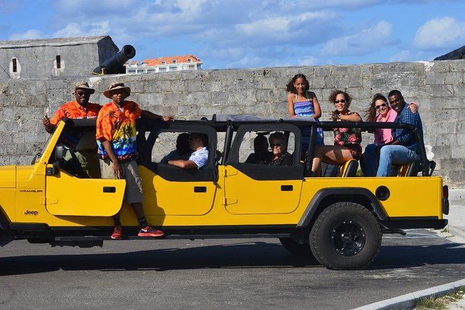 Imagen del tour: Aventura divertida en jeep en Nassau