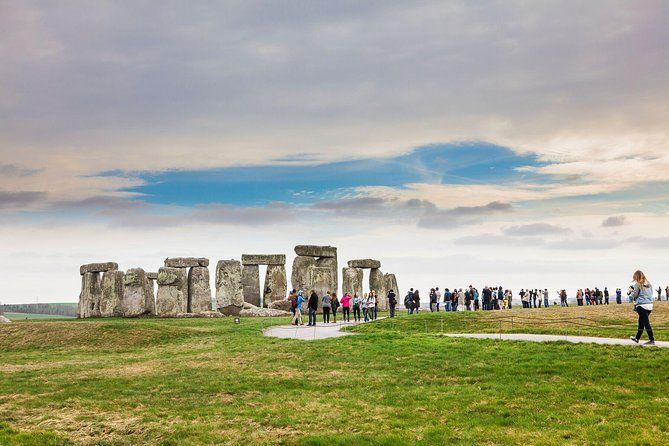 Imagen del tour: Entrada familiar a Stonehenge.