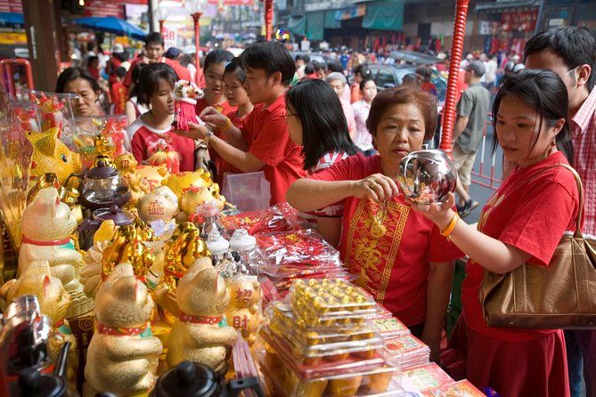 Imagen del tour: Tour de medio día por los mercados de Bangkok y el templo del Buda dorado