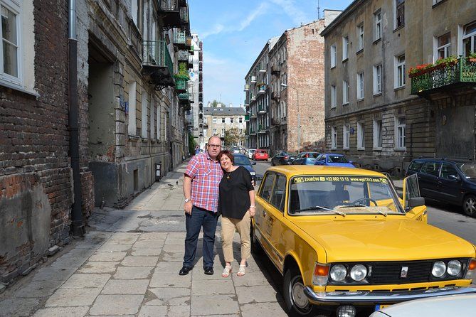 Imagen del tour: Recorrido privado: Patrimonio Judío de Varsovia en un Fiat retro