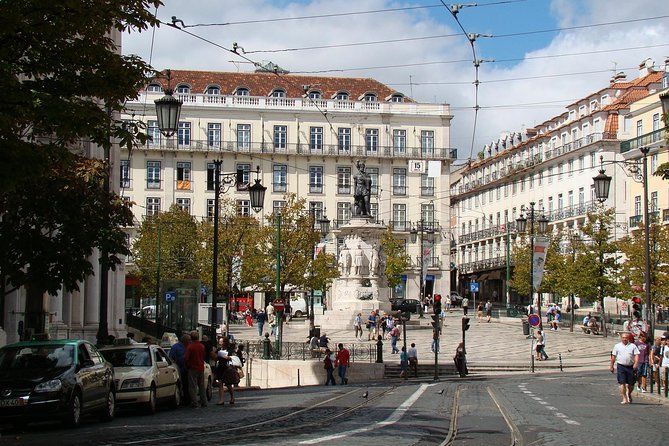 Imagen del tour: Tour de 3 horas a pie por la Bohemia de Lisboa, Chiado y Bairro Alto