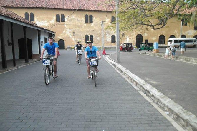 Imagen del tour: Tour en bicicleta por el fuerte y la ciudad de Galle: elección de bicicleta eléctrica o manual