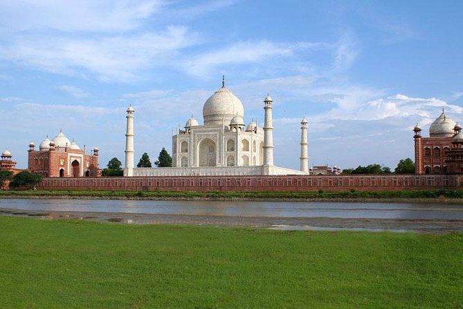 Imagen del tour: Viaje de 1 día al Taj Mahal y Agra desde Mumbai con vuelos comerciales de ambos lados