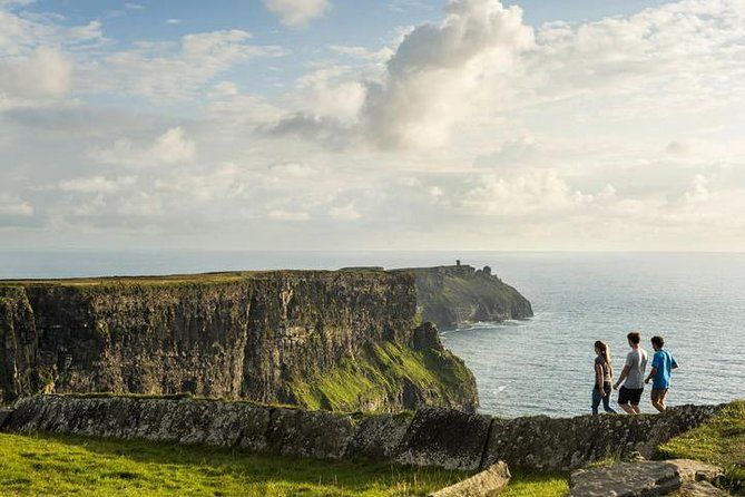 Imagen del tour: Explorador de los Acantilados de Moher: parada de 5 horas en los Acantilados de Moher