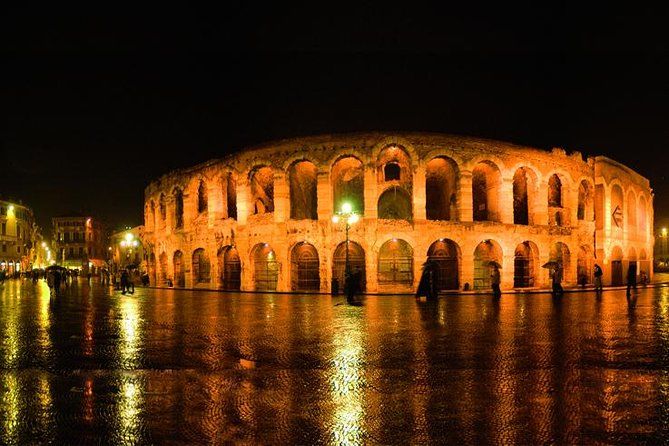 Imagen del tour: Excursión a pie histórica oscura de Verona